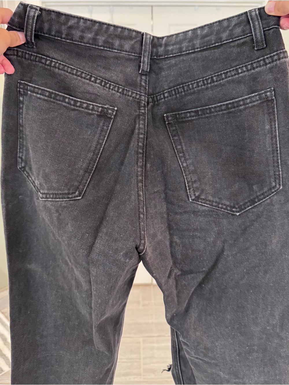 PrettyLittleThing Open Thigh Distressed Mom Jeans Black - Picture 6 of 7